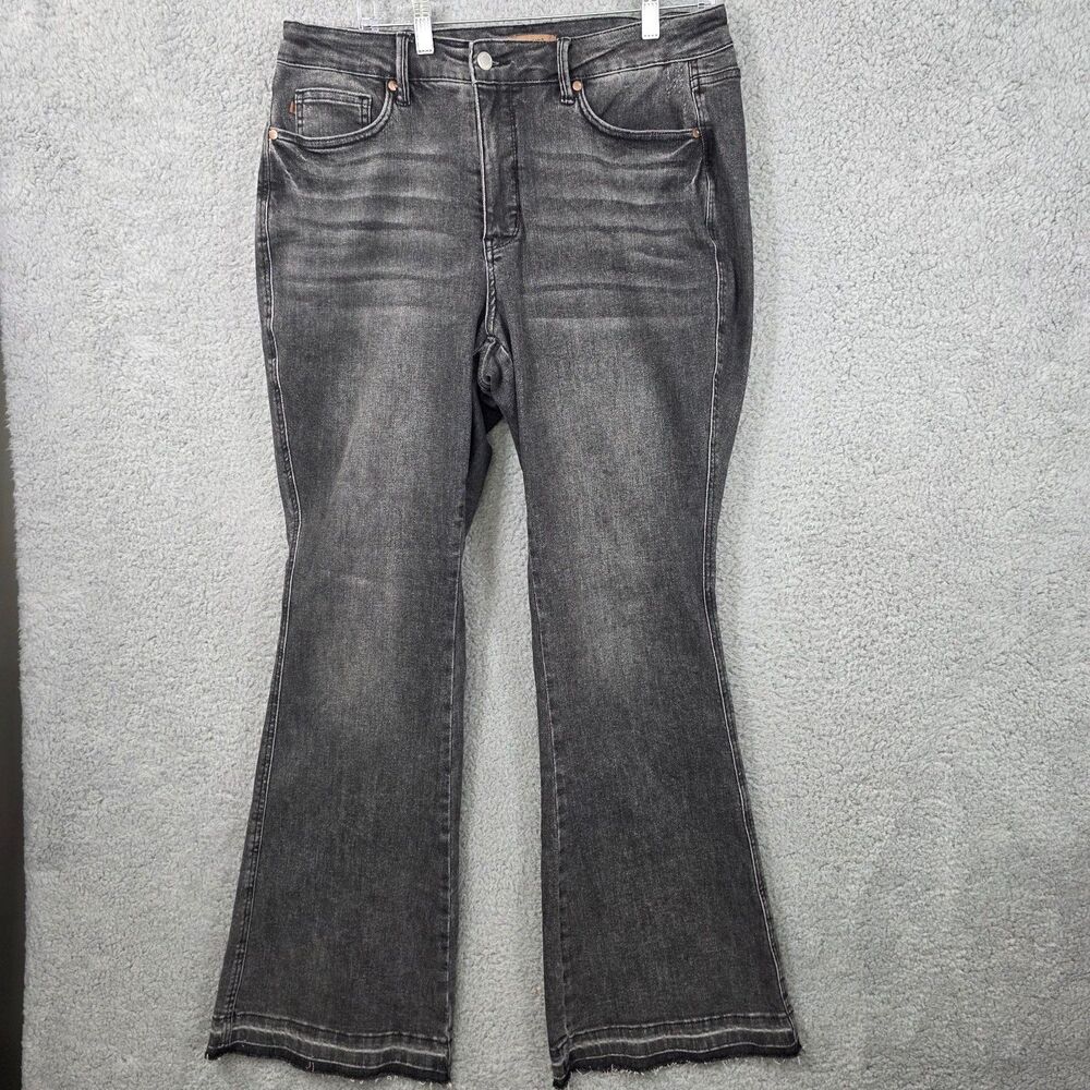 Judy Blue Women's Flare Fit Jeans Gray Bell Bottom Y2K Wide Leg Size 14W
